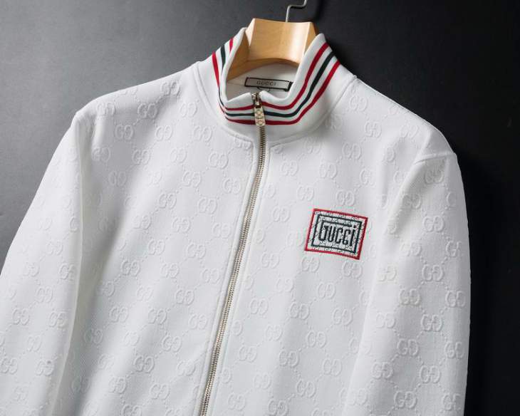 Picture of Gucci Sweater Suits _SKUGucciM-4XL24cn18739981